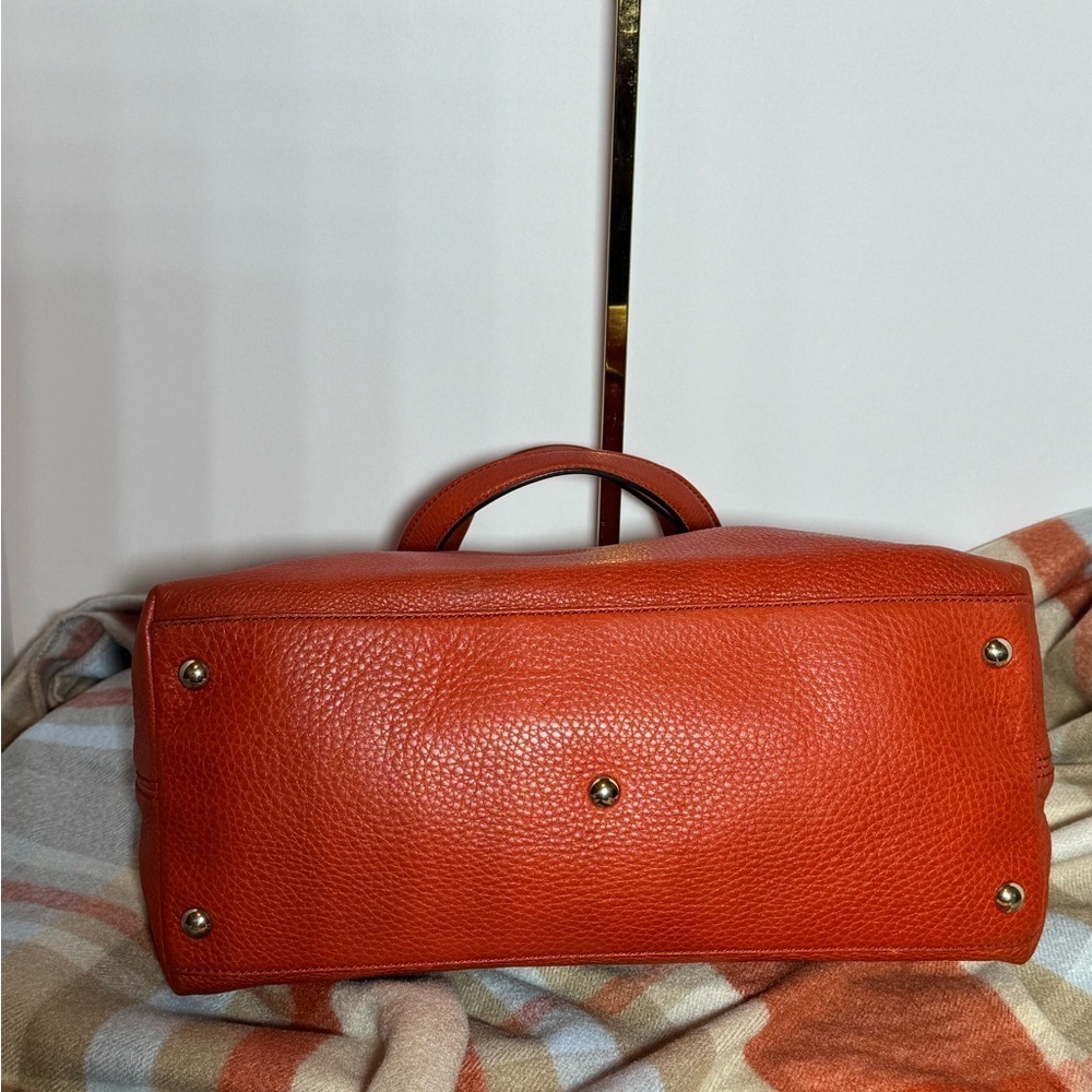 SALE
AUTHENTIC Gucci SoHo Leather Handbag - Picture 7 of 14